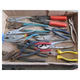pliers