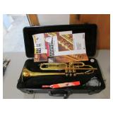 king trumpet w/case