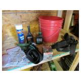straps,bucket.partial chemicals,items