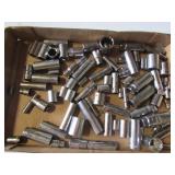 flat of sockets incl:craftsman