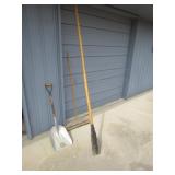 scoop shovel,pushbroom & tool