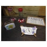 bird waters,toy toaster,clock & wall hanging
