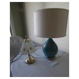 2 table lamps