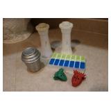 marathon dealer measure cup,salt n pepper,items