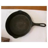 griswold cast iron skillet