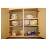 tupperware & measure spoons