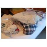 bedding,linens & pillow