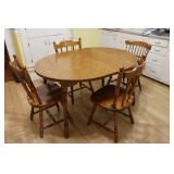 kitchen table w/4 chairs