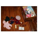 bear clothes & misc items