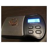 14k gold ring (3.6 grams)