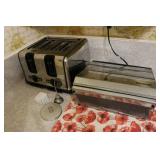wall paper holder,toaster,tiny oil can