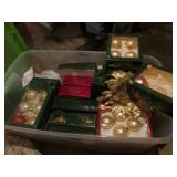 tote & all christmas ornaments