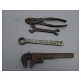 4 ford wrenches