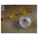 senco dura spin screws & level
