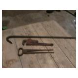 pipe wrench,crowbar & pincers