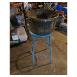 stool & pan