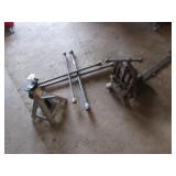 lugnut wrenches,1 car jack & pipe vise