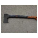 fiskars hatchet
