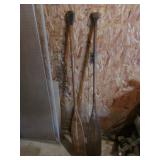 2 wooden oars