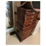 2 matching nightstands