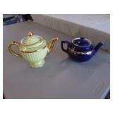 2 hall teapots