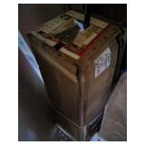 6 1/2 foot christmas tree w/box