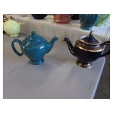 2 hall teapots