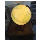 lighted world globe (works)