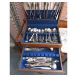 silverware set w/box