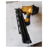 bostitch air framing nail gun F28WW