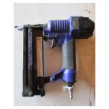 air nailer/stapler gun