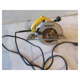 dewalt 7 1/4" circular saw