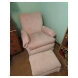 chair w/ottoman