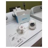 solar wireless security camera w/box