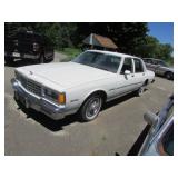 1984 Chevy caprice classic car (non-running)