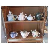 7 teapots