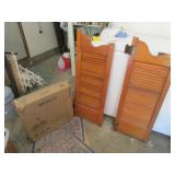 2 wooden shutter doors & plastic umbrella stand
