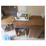 sewing machine,cabinet & contents in drawers