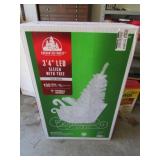 sleigh w/tree decoration w/box