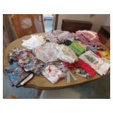 placemats & linens