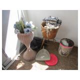 2 stands & items
