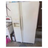 whirlpool fridge (works)
