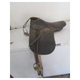 english horse saddle