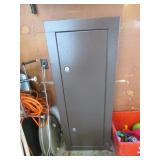 gun cabinet (has key)