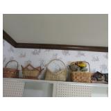 baskets & wall hangings