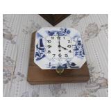 8 day clock w/key