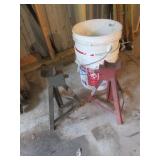 car jacks & buckets