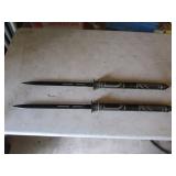 2 samurai swords