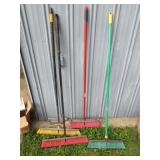 4 pushbrooms