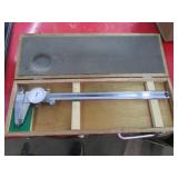 mitutoyo dial caliper w/wood case